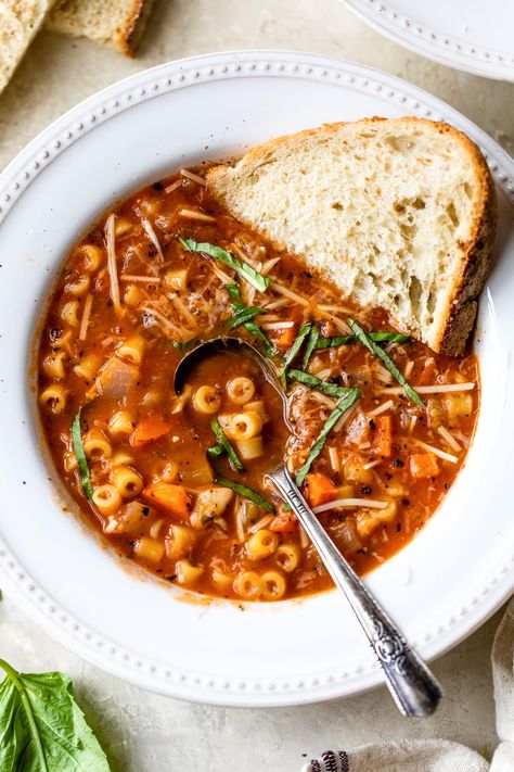 Pasta Fagioli Soup (Pasta and Beans) - Skinnytaste Dinner For A Cold, Pasta And Beans, Pasta Fagioli Soup, Fagioli Soup, Soup Pasta, Pasta Fagioli, Pasta Soup, Small Pasta, Vegetarian Pasta