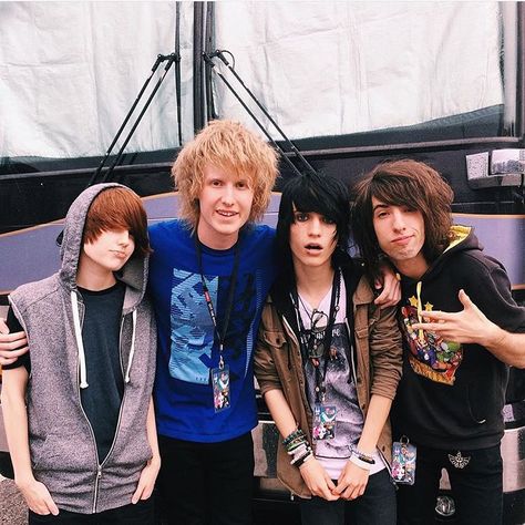 Jeydon Wale, Bryan Stars, Johnnie Guilbert, and Jordan Sweeto- My Digital Escape My Digital Escape, Jordan Sweeto, Emo Things, Bryan Stars, Shannon Taylor, Band Outfits, Tyler Oakley, Johnnie Guilbert