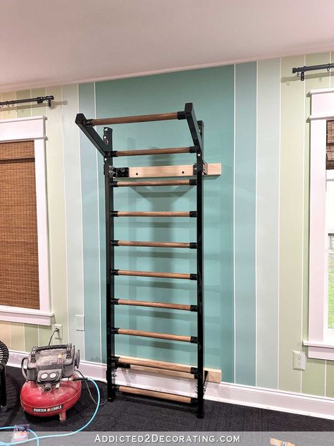 Bar Exercises, Stall Bars, Swedish Ladder, Wall Ladder, Workout Room Home, Quilt Rack, Bar Workout, Wall Closet, Drywall Screws