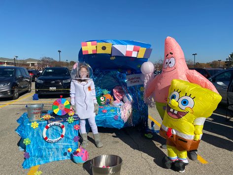 Spongebob Themed Trunk Or Treat, Trunk Or Treat Spongebob Theme, Spongebob Halloween Decorations, Sponge Bob Trunk Or Treat Ideas For Cars, Trunk Or Treat Spongebob, Spongebob Trunk Or Treat, Spongebob Trunk Or Treat Ideas, Spongebob Halloween, Trunker Treat Ideas