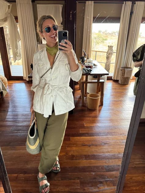 "Unleash Your Wild Side: Top Safari Outfit Ideas for Every Explorer!" - Magic of Clothes Safari Travel Outfit, Women’s Safari Outfit, Safari Inspired Outfit, South Africa Outfits, Desert Safari Outfit, Safari Outfit Ideas, Safari Outfit Women, Africa Safari Clothes, Dessert Safari