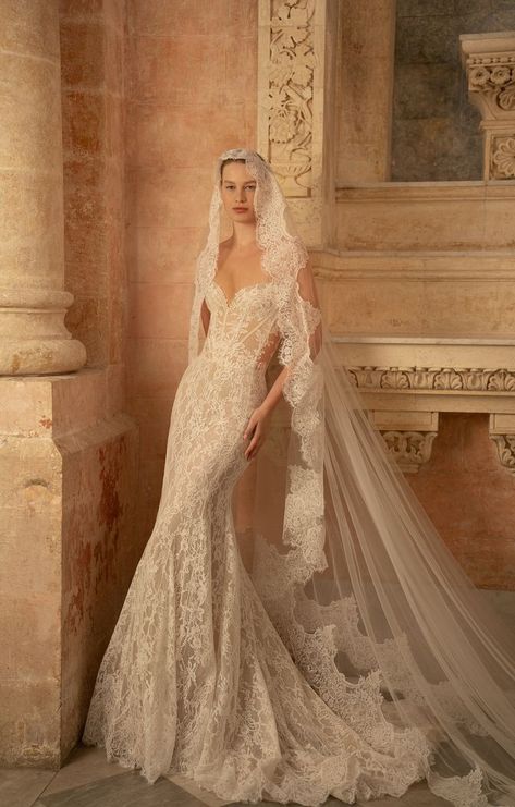 Wedding Dresses Lace Corset, Chantilly Lace Wedding Dress, Romantic Lace Wedding Dress, French Lace Wedding Dress, Lee Grebenau, Lee Petra Grebenau, Blue Wedding Gowns, Romantic Wedding Dress Lace, Extravagant Wedding Dresses