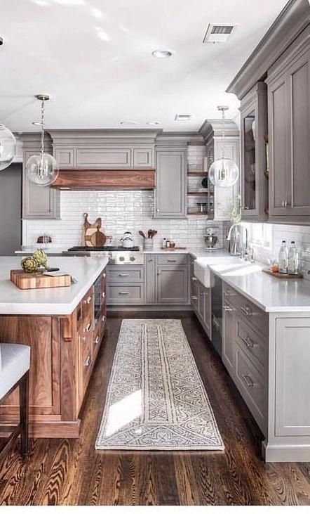 Серая Кухня, Diy Cushions, Kitchen Models, Hus Inspiration, Grey Kitchen, Kitchen Redo, Large Kitchen, Counter Tops, Kitchen Remodel Idea