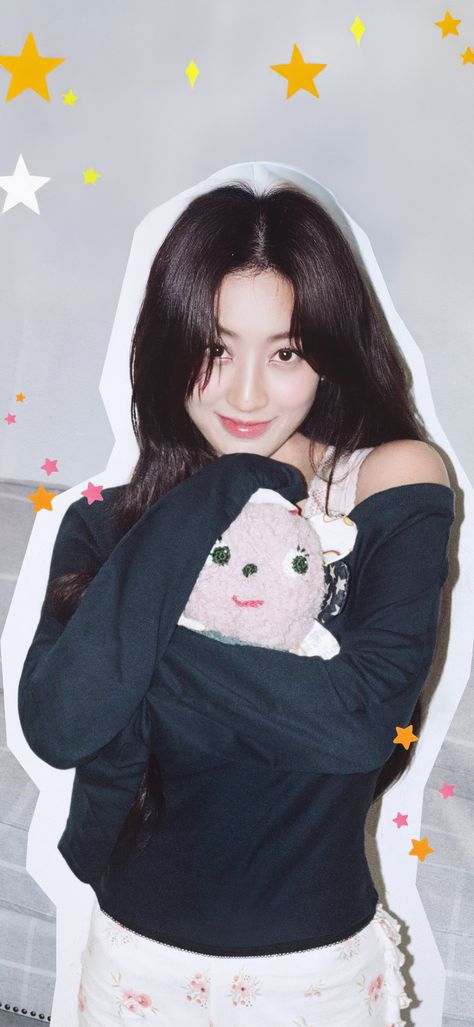 #JIHYO Wallpaper  #TWICE #JIHYOWALLPAPERS Jihyo Lockscreen, Park Jihyo Wallpaper, Jihyo Twice Wallpaper, Jihyo Wallpaper, Basic Aesthetic, Twice Wallpaper, Twice Fanart, Vampire Diaries Guys, Park Jihyo