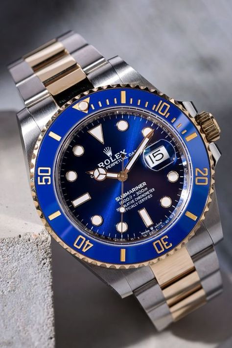 Used Rolex Submariner, Rolex Blue, Rolex Watches Submariner, Submariner Watch, Mens Rolex, Mens Luxury Lifestyle, Rolex Watches For Sale, Rolex Usa, Used Rolex