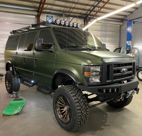 Van 4x4 Off Road Campers, Off Road Van, Camper Truck Off Road 4x4, Off Road Vans 4x4, 4x4 Van For Sale, Offroad Van, Delica Van 4x4, Toyota Surf Off Road, Shtf Vehicle