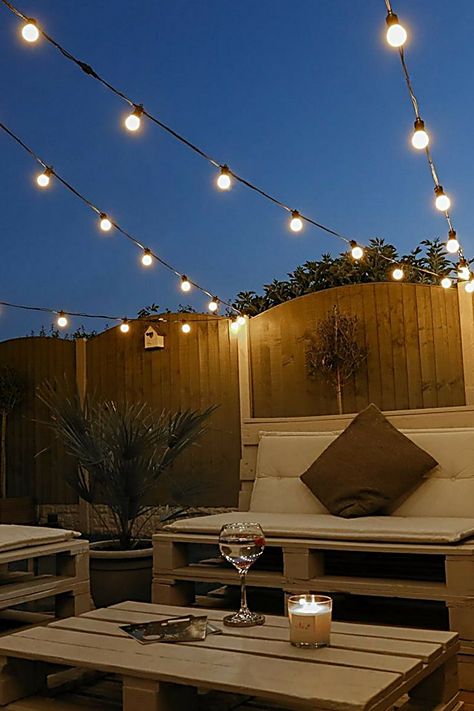 Outdoor Lighting Ideas - Like what you found? Please do not hesitate to click for more - Click to Visit IMMEDIATELY! Funny Vine, Patio String Lights, Outdoor Garden Lighting, Meteor Garden 2018, Backyard Lighting, Festoon Lighting, Kew Gardens, Patio Lighting, Covent Garden