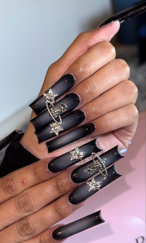 Xxl Black Nails, Nails Idea Medium, Long Winter Acrylic Nails, Black Dramatic Nails, Black Unique Nails, Long Black Acrylic Nails Designs, Pink Nails Birthday, Cute Freestyle Nails, Square Acrylic Nails Long