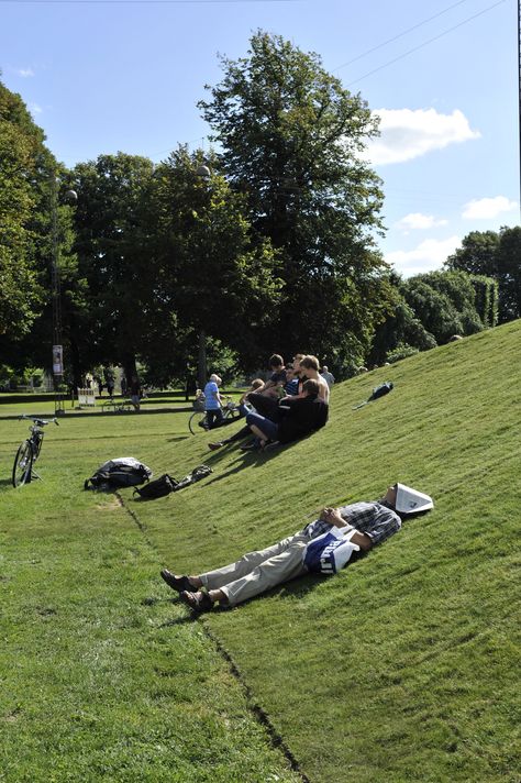 The merging of the two Aarhus city Parks is a “loud” experiment, that shows what can be achieved by letting our green spaces take preference and plan our cities accordingly. Out of that ambition an inviting park space was created - a park that wil Urban Playground, Sacred Garden, Urban Intervention, Landscape Concept, Urban Park, City Park, Green City, Public Park, Green Park