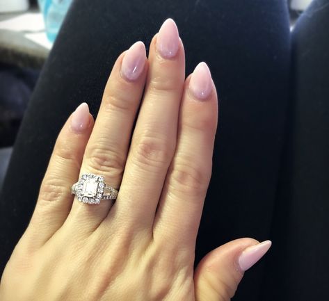 Short Mountain Peak Nails, Mountain Peak Nails, June Nails, Stiletto Nails Short, Face Nails, Pink Mountains, Blush Nails, Mountain Peak, Nail Styles