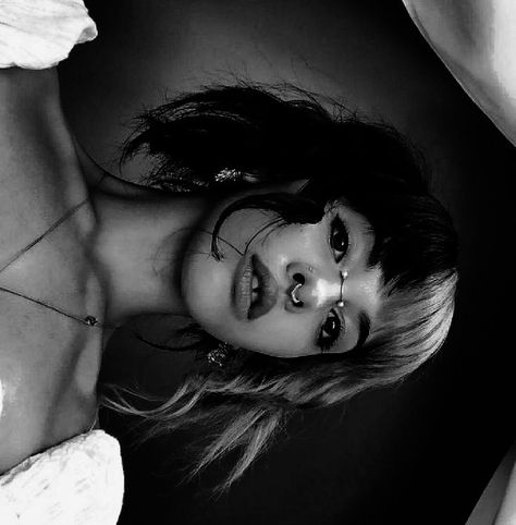 #aesthetic #icon #dark Melanie Martinez Dark Aesthetic, Dark Melanie Martinez, Melanie Martinez Icon, Aesthetic Indie, Indie Kids, Aesthetic Icon, Melanie Martinez, Dark Aesthetic, Music Artists