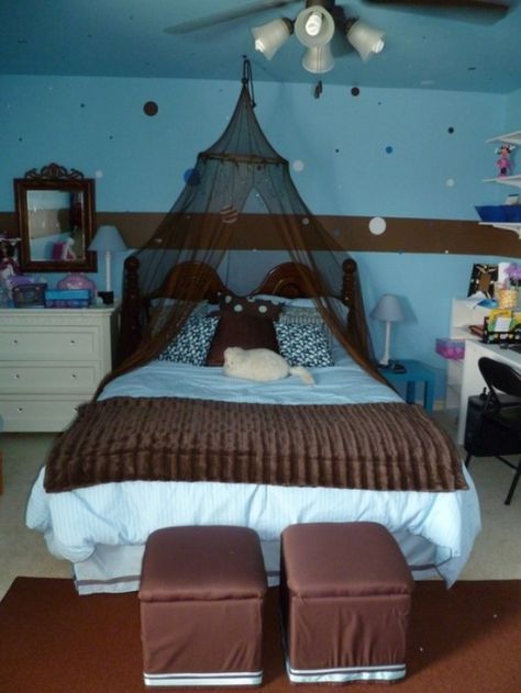 31 Chocolate Brown Kids Rooms Design Ideas To Inspire Kidsomania | Kidsomania Early 2000s Bedroom, Early 2000s Room, 2000s Room Decor, 2000s Bedroom, Rooms Design Ideas, 2000s Room, Pink Era, Brown Theme, Brown Rooms