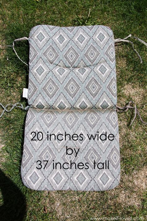 Make Patio Furniture, Patio Cushion Covers, Diy Porch Swing, Chair Cushion Covers, Diy Porch, Diy Xmas Gifts, Patio Chair Cushions, Patio Furniture Cushions, Outdoor Chair Cushions