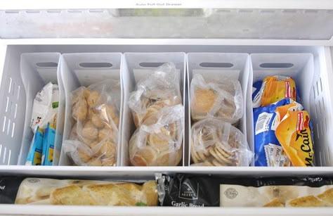 simply organized: Organized Freezer Drawer Deep Freezer Organization, Fridge Organization Hacks, Small Fridge Organization, Chest Freezer Organization, Tiny Fridge, Fridge Models, Freezer Drawer, Deep Freezer, Freezer Organization