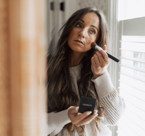 The Ultimate Guide to Making the Switch to Clean Beauty - Jordan Lee Dooley Jordan Lee Dooley, Crunchi Makeup, The Switch, Best Brands, Natural Fragrances, Dry Shampoo, Clean Beauty, Good Brands, Body Butter