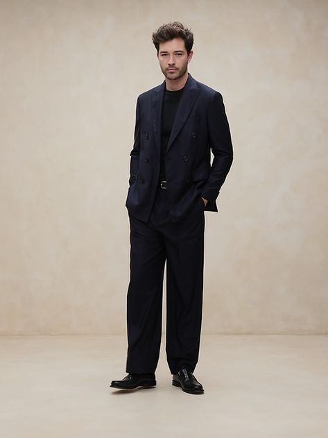 Signature Italian Hopsack Wide-Leg Pant | Banana Republic Wide Pants Outfit Men, Wide Pants Outfit, Italy Clothing, Pants Outfit Men, Black Wide Leg Trousers, Straight Fit Pants, Italy Outfits, Banana Republic Men, Pose References