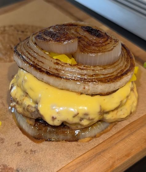 copycat in & out "grilled onion wrapped flying dutchman" Onion Wrapped Flying Dutchman, In And Out Flying Dutchman, Flying Dutchman Burger, Claussen Pickles, Lettuce Wrapped Burger, Grilled Onion, Onion Burger, Camp Food, Mustard Pickles