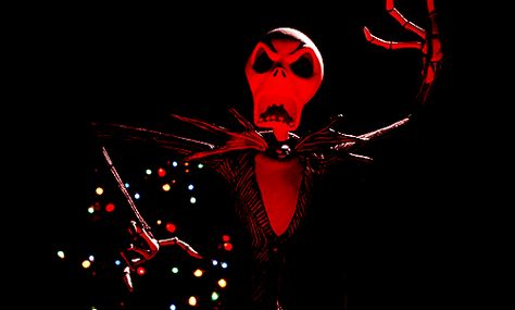 And the movie therefore took more than three years to complete. | 20 Crazy Facts About The Making Of “The Nightmare Before Christmas” Jack Skellington Gif, Gif Halloween, Sandy Claws, Christmas Animated, Jack The Pumpkin King, Tim Burton Films, Tim Burton Movie, Images Disney, Pumpkin King