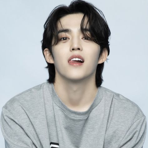 japan best album 'ALWAYS YOURS' official photo 4 seventeen scoups icon Scoups Id Photo, S.coups Selca, 2x2 Picture, 2x2 Picture Id, S.coups Cute, You Are My Crush, Scoups Icon, Music Industry Business, S.coups Icon