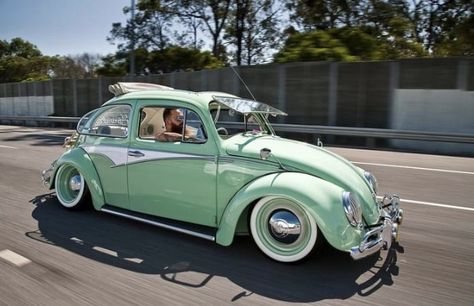 Fusca Cross, Vw Kampeerwagens, Vw Buzz, Volkswagen Beetle Vintage, Vw Accessories, Vw Super Beetle, Volkswagen Aircooled, Vw Ideas, Vw Sedan