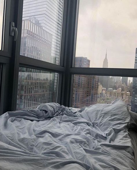 𝒢. on Twitter: "City girl moodboard… " Expensive Apartment, Cozy Rainy Day, Rainy Day Aesthetic, Apartment View, Comfy Bedroom, Warped Tour, Apartment Aesthetic, On A Rainy Day, Grey Skies