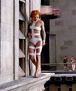 Mila Jovovich Fifth Element, Milla Jovovich Fifth Element, Leeloo Fifth Element, Margot Robbie Wolf, Fifth Element Costume, Mila Jovovich, Resident Evil Alice, Outfits Two Piece, Halloween Outside