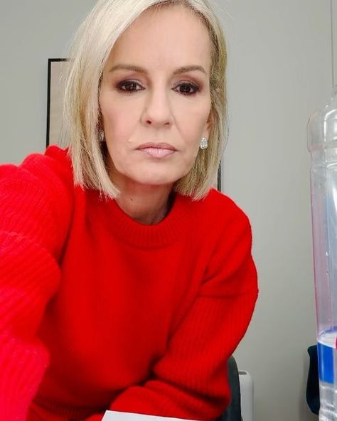 Dr Jennifer Ashton on Instagram: "I had an urge…. To cut! Fresh start! I will absolutely continue to protect my hair from daily styling damage at work by wearing my faux-pony & wig on Good Morning America, but in my real life, this is going to be a game-changer.  It’s taken a year and 9 months for my hair to recover from severe damage/ breakage/ thinning but it CAN happen! I’ve used a combo of rest, supplements, prescription minoxidil, and more protein in my diet. Give it time. The life cycle of a hair follicle is slower than we’d like. Thanks to @scott.waldman1 for this great cut! #haircut #hairrecovery" Jennifer Ashton, Give It Time, More Protein, Good Morning America, Life Cycle, Hair Follicle, Fresh Start, Game Changer, My Hair