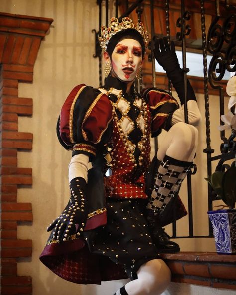 Circus Aesthetic Outfit Men, Acrobat Outfit Male, Male Circus Performer, Circus Outfits Male, Circuscore Fashion, Circus Fashion Men, Medieval Jester Aesthetic, Clowncore Fashion Male, Jester Outfit Male