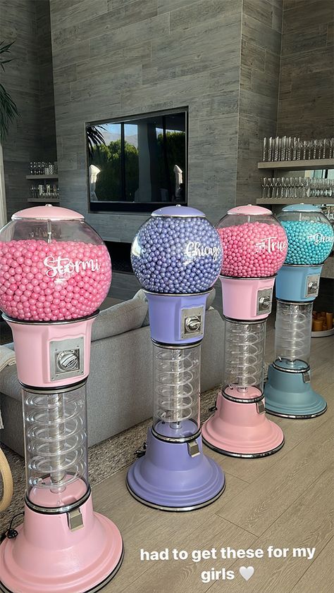 Kanye West Son, Dream Kardashian, Candy Display, Jenner Family, Cocktails Bar, Gumball Machine, Kris Jenner, Vending Machine, Candy Shop