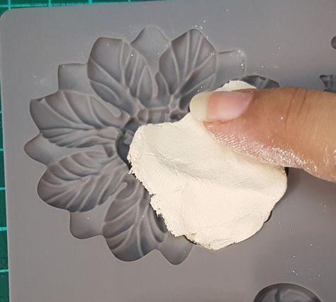 Crafters Corner : Prima Marketing - Paper clay and Vintage Art Decor Mould Prima Moulds, Prima Molds, Diy Furniture Appliques, Orchard Design, Plaster Crafts, Furniture Appliques, Concrete Diy Projects, Prima Marketing, Iron Orchid Designs