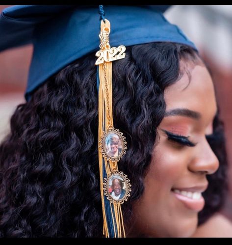 Graduation Tassel Photo Charm Custom Made or DIY in Memory - Etsy Blue Cap And Gown Graduation Outfit, Poses For Graduation, Poses For Graduation Photos, Memorial Outfits, Graduation Memories, Cap And Gown Photos, Gift For Graduate, College Graduation Photoshoot, Graduation Tassel