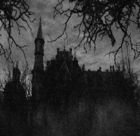 Goth Architecture, Dark Naturalism, Gothic Culture, Dark Grunge, Dark Paradise, Gothic Aesthetic, Dark Gothic, Goth Aesthetic, Six Feet Under