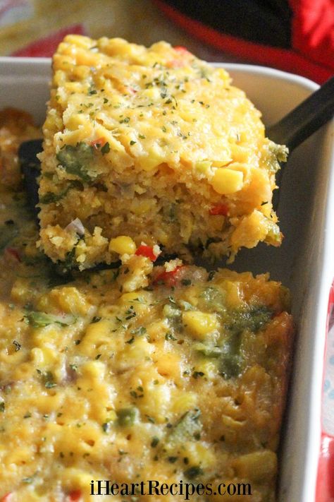 Tex Mex Corn Casserole Tex Mex Corn, I Heart Recipes, Heart Recipes, Corn Casserole Recipe, Corn Dishes, Corn Casserole, God Mat, Corn Recipes, Easy Casserole Recipes