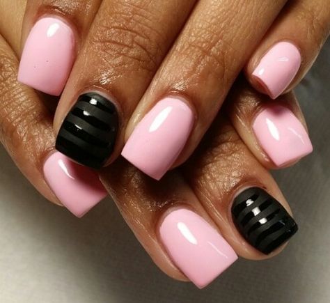 Light pink + matte black accent nail ... nail polish Nails 2017 Trends, Pink And Black Nails, Light Pink Nail Designs, Light Pink Nail Polish, Light Pink Nails, Striped Nails, Black Nail Designs, Pink Nail Polish, Pink Nail Designs