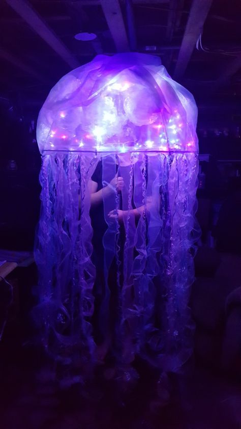 Jellyfish costume Jellyfish Umbrella, Jellyfish Halloween Costume, Jellyfish Halloween, Bioluminescent Jellyfish, Winter Light Festival, Jellyfish Costume, Fish Costume, Light Festival, Diy Winter