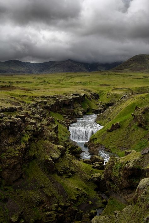 Skógafoss, Iceland. Skógafoss is an impressive waterfall of Iceland but also the starting point of hiking paths. If you go up the river there are almost no tourists and there are a many waterfalls, smaller but very beautiful. Skogafoss Iceland, Iceland Food, Magic Places, Birthday Coupons, Landscape Designs, Have Inspiration, Iceland Travel, Nature Photographs, Pretty Places