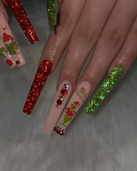 59 Stunning Christmas Nail Ideas You Will | Winter Nail 2023 Trends Extra Long Acrylic Nails Christmas, Colorful Christmas Nails Acrylic, Nails Acrylic Designs Christmas, Grinch Bling Nails, Green Red Bottom Nails, Grinch Nails Long, Christmas Long Nails Acrylic, Long Xmas Nails, Extra Long Christmas Nails