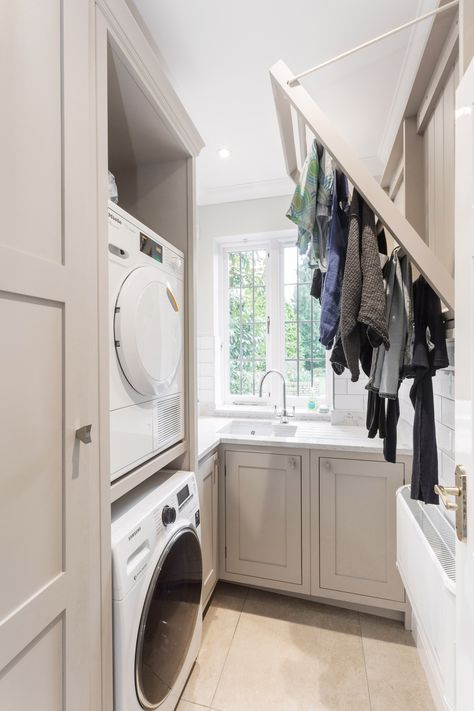 Short on floor space? One of our favourite and very simple utility room ideas is a wall mounted-airer that folds away when not in use – a practical option for drying clothes. #utilityroom #laundryroom #realhomes Utility Room Layout, Boot Room Utility, Utility Room Storage, Room Layout Ideas, Small Utility Room, Utility Room Designs, Små Rum Lidt Plads, Drying Room, Room Storage Diy