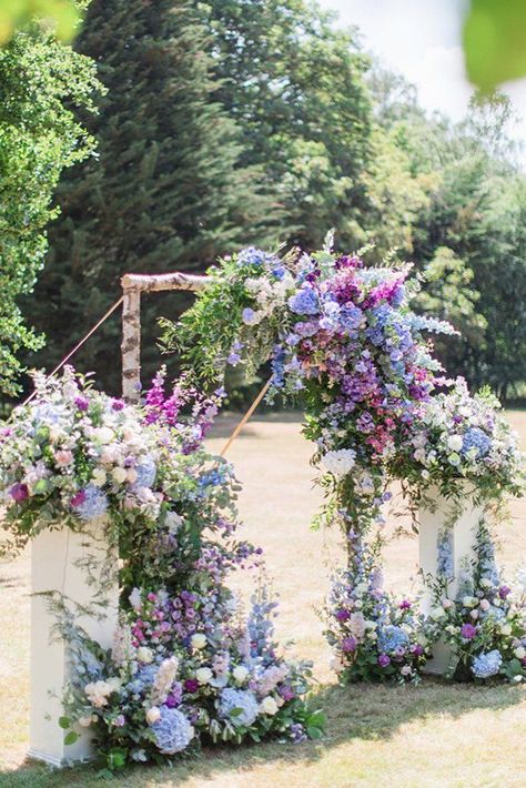 Bridal Arch, Blue Purple Wedding, Natural Wedding Decor, Greenery Decor, Wedding Decor Ideas, Lilac Wedding, Blue Wedding Flowers, Blue Lilac, Top Decor