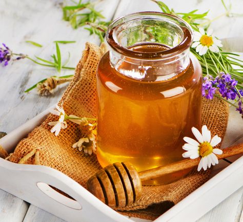 Honey For Sore Throat, Honey Aesthetic, Heathy Snack, Honey Jars, Honey Skin, Honey Benefits, Honey Sticks, Best Honey, Pure Honey