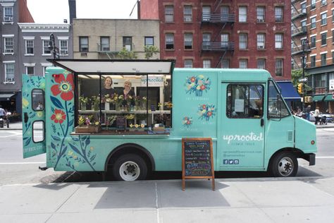 Ashley Custer and Kristin Heckler opened Uprooted Flower with a mission to make beautiful high-end flowers available on the streets of New York City in a bright turquoise truck. Garden Collage, Step Van, Flower Truck, Solar Energy Panels, Flower Business, Mobile Boutique, Food Truck Design, Flower Store, Truck Ideas