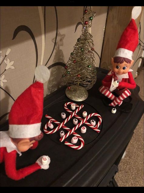 Elf Tic Tac Toe, Elf On The Shelf Pet Ideas, Elf On The Shelf Idea, Elf Ideas Easy, Its Christmas Eve, Awesome Elf On The Shelf Ideas, Elf Activities, Xmas Elf, Elf Antics