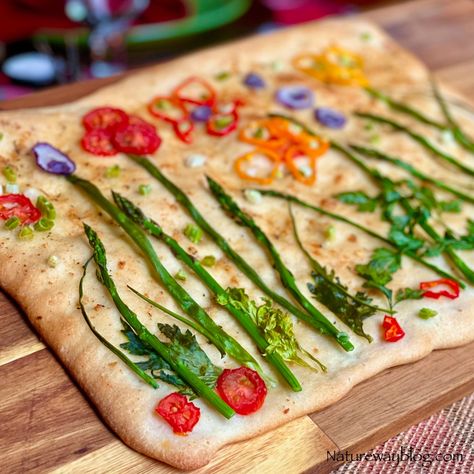 Garlic Focaccia Bread, Garlic Focaccia, Vegetable Crisps, Focaccia Bread, Veggie Tray, Artisan Bread, Roasted Veggies, Garlic Butter, Flatbread