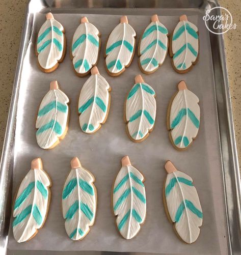 Iced Biscuits, Moana Birthday Party, Creative Tutorials, Moana Birthday, Cookies Decorated, Decorated Cookies, Moana, Pocahontas, Cookie Decorating