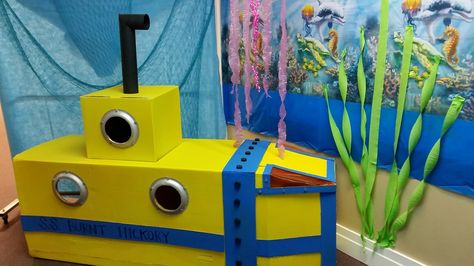 Cardboard box sub to play in and take photos Cardboard Submarine, Cardboard Box Boats, Submarine Craft, Submerged Vbs, Cardboard Boat, Ocean Vbs, Cardboard Box Car, Farm Theme Preschool, Deco Marine