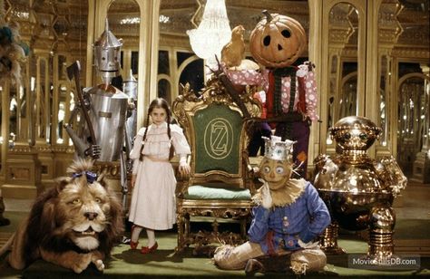 Oz Characters, Movies Of The 80's, Return To Oz, Fairuza Balk, Film Shot, Scary Kids, John Rambo, Cowardly Lion, The Wonderful Wizard Of Oz