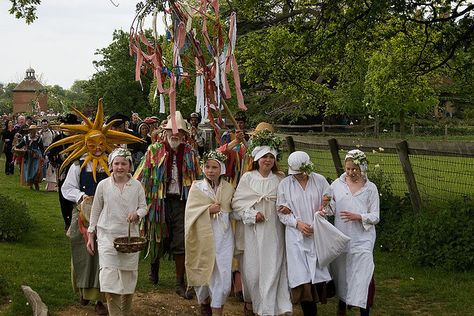 Kentwell Hall, Folk Aesthetic, Autumn Court, English Culture, Countryside Life, Folk Culture, Wicker Man, Forest Party, May Days