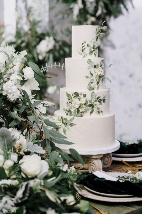 Minted ~ WedLuxe Media Emerald Wedding Cake, Wedding Cake Emerald Green, Sage Green Wedding Theme, Olive Green Weddings, Green Wedding Cake, Green Themed Wedding, Dream Wedding Cake, Emerald Green Weddings, Sage Wedding