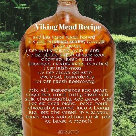 Mead Wine, How To Make Mead, Viking Food, Mead Recipe, Medieval Recipes, Homemade Alcohol, Homemade Liquor, Liquor Recipes, Moonshine Recipes