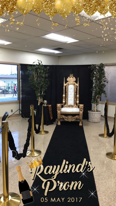 Royal Affair Theme, Royalty Theme, Kings Table, Black And Gold Theme, Sneaker Ball, Crown Decor, Prince Party, 40 Birthday, Royal Party